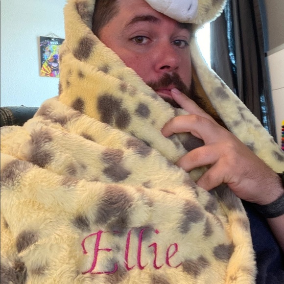 Personalized toddler blanket and plushie! - Picture 11 of 11